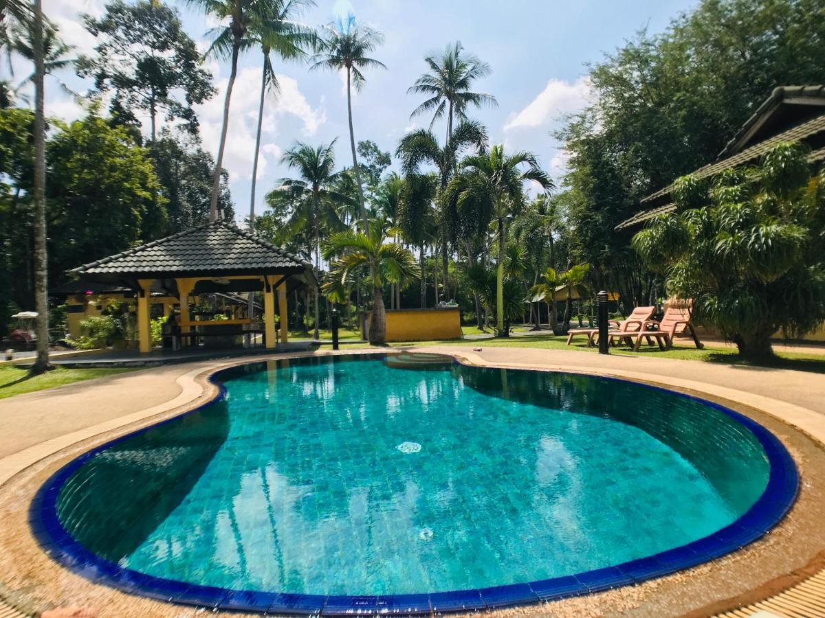 Marilyns Residential Resort Maret Buitenkant foto