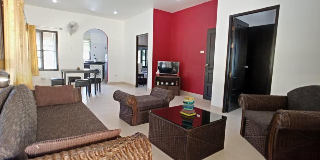 Marilyns Residential Resort Maret Buitenkant foto